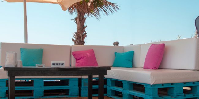 Coussins-canape-palette-sur-mesure